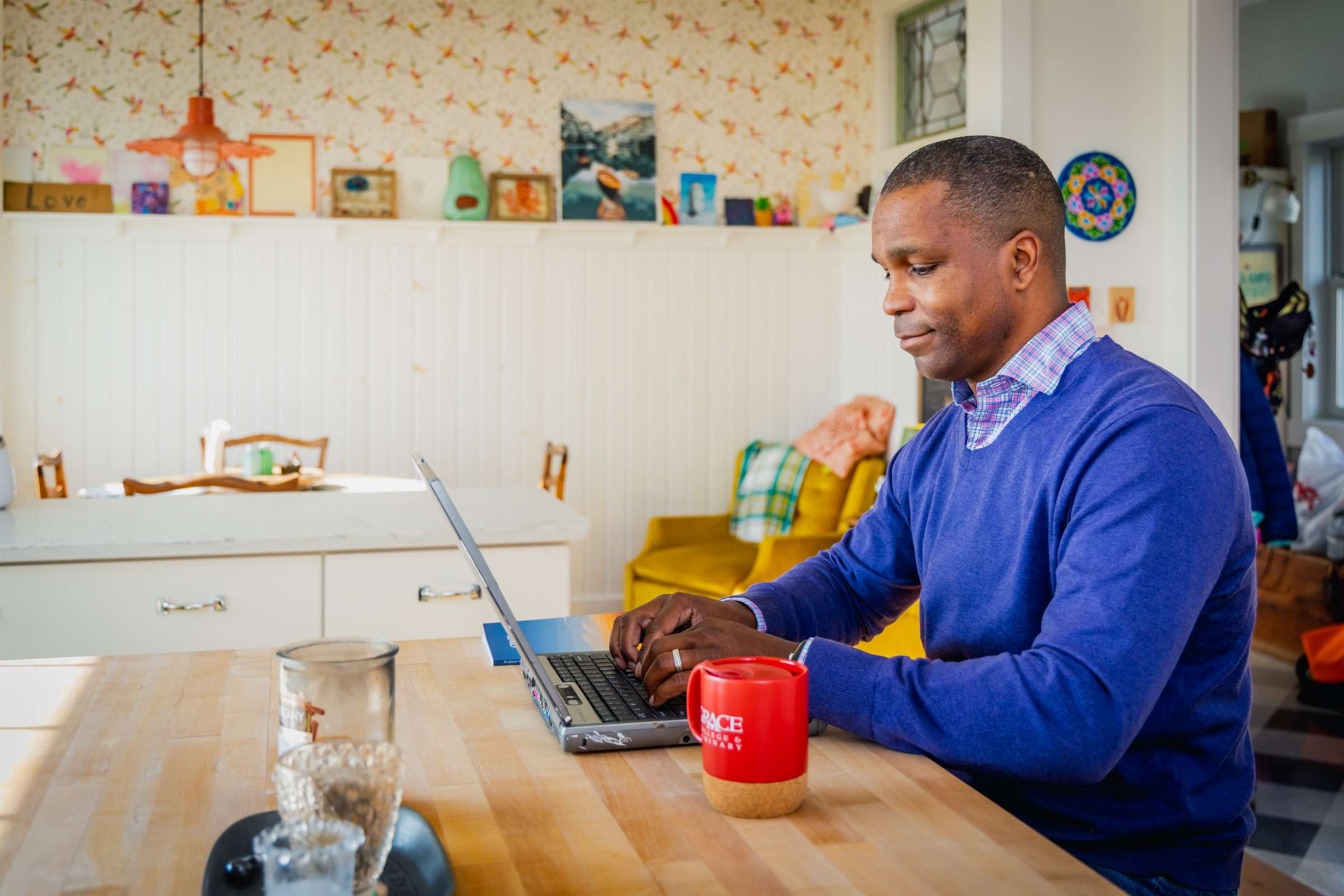 5 Benefits Of Online Education For Working Adults Grace Online